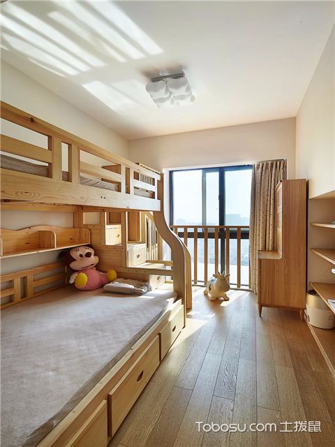 小(xiǎo)複式裝修樣闆間的兒童房
